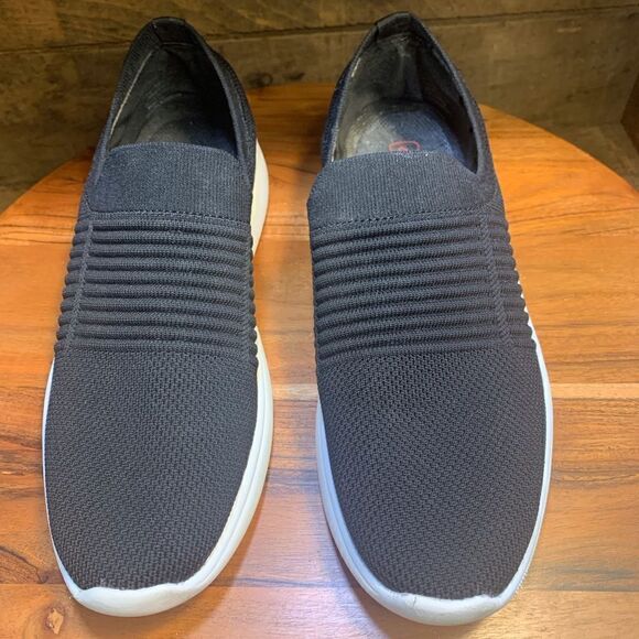 Blonde women’s sneakers.  Inv 5175b - Picture 1 of 5